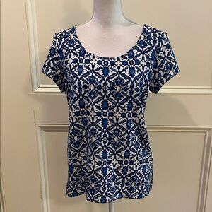 Roz & Ali Blue and White Patterned Short Sleeve Tee